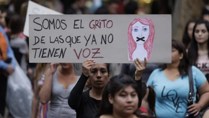 6907acf0bf0b0_700_394!