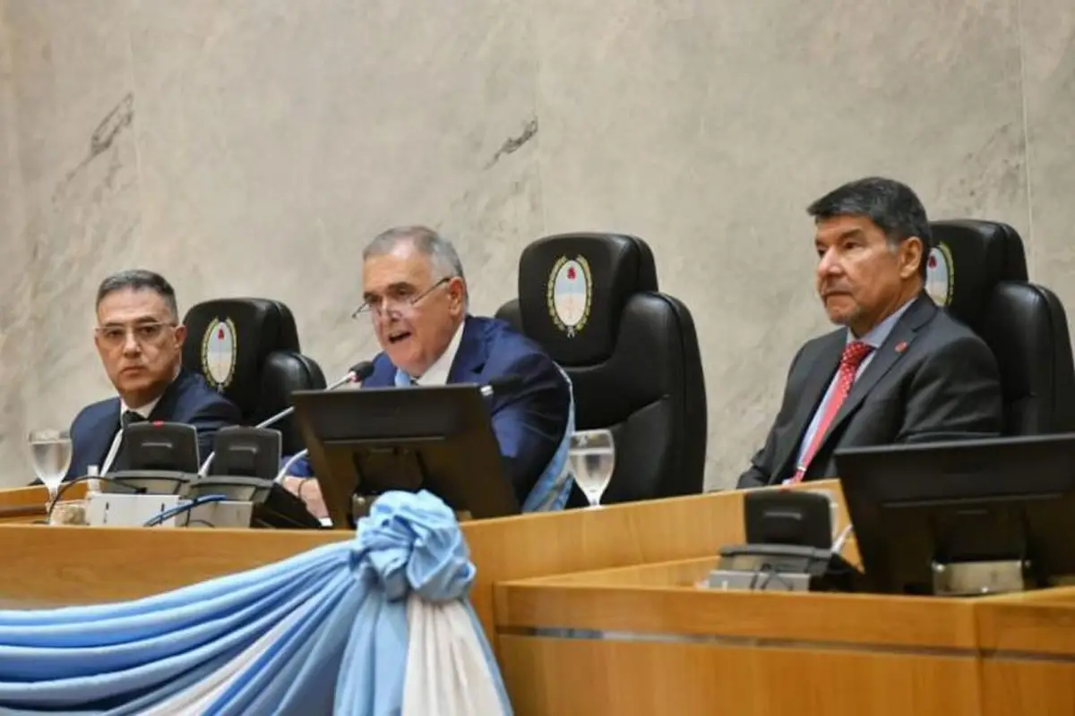 1200x800_1116959_202512152344220000001