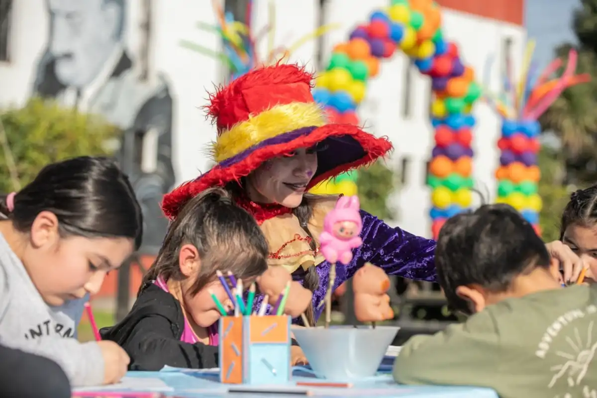 1200x800_domingo-yerba-buena-festeja-dia-nino-juegos-talentos-mercadito-emprendedores-rotonda-pie-cerro-1148807-115603