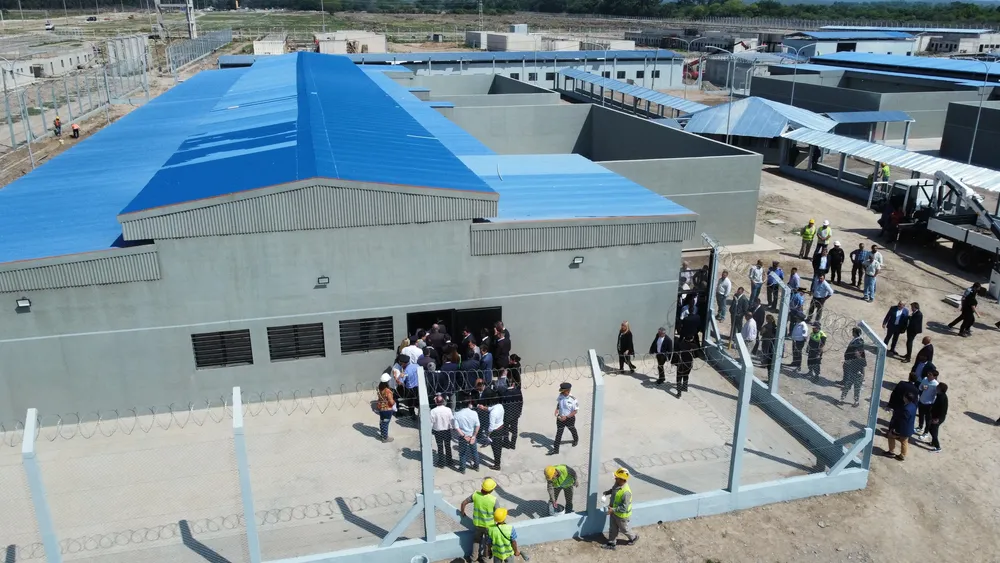 multimedia.grande.b0b0be56e5b0627b.Z3JhbmRlLndlYnA=