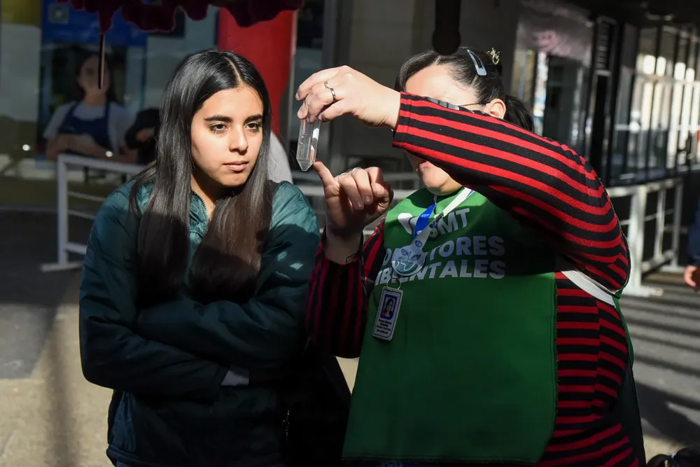 multimedia.grande.b6b6ec3cc850bec2.Z3JhbmRlLndlYnA=