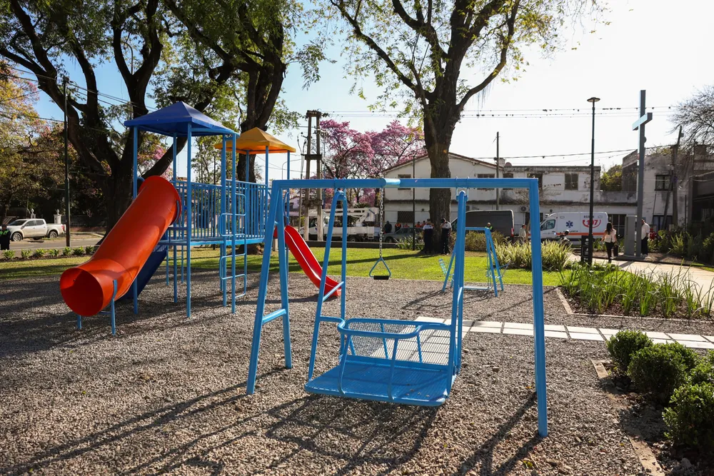 multimedia.grande.a852eae70c20200e.Z3JhbmRlLndlYnA=