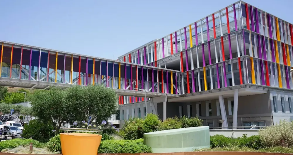 el-sjd-pediatric-cancer-center-barcelona-fue-construido-para-atender-de-manera-especializada-a-ninos-y-adolescentes-con-cancer-foto-sjd-pediatric-cancer-center-barcelona-ENJUMVQ5OZHG7HDASZBOPINQZM