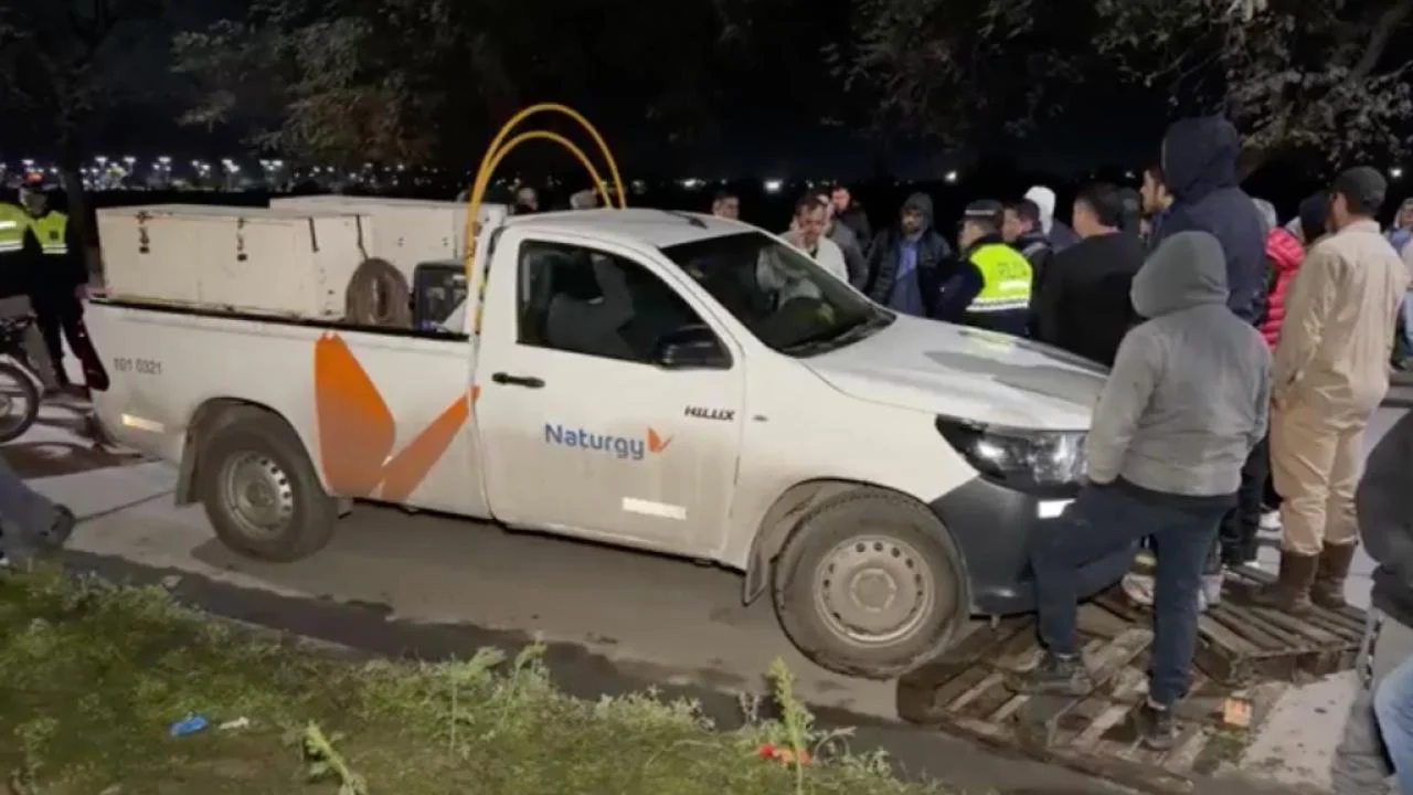 37321_tension_ingenio_corona_cprte_gas_naturgy_trabajadores_movil_empresa_gas_video_large