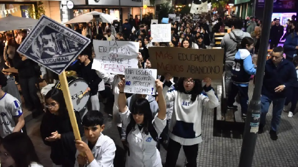 marcha-esc-normal