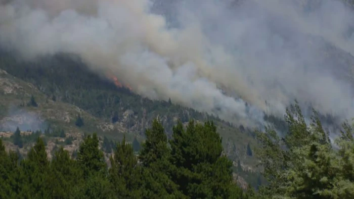 6966679d5bebe_700_394!