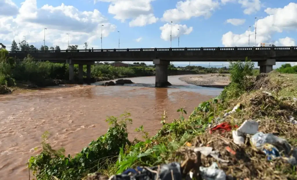 53905_contaminacion_rio_sali_materia_fecal_gran_tucuman