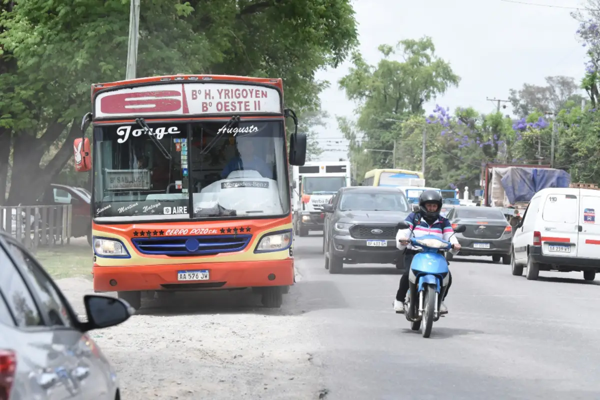 1200x800_camino-peru-al-limite-nueva-iniciativa-privada-busca-aliviar-transito-1132187-223925