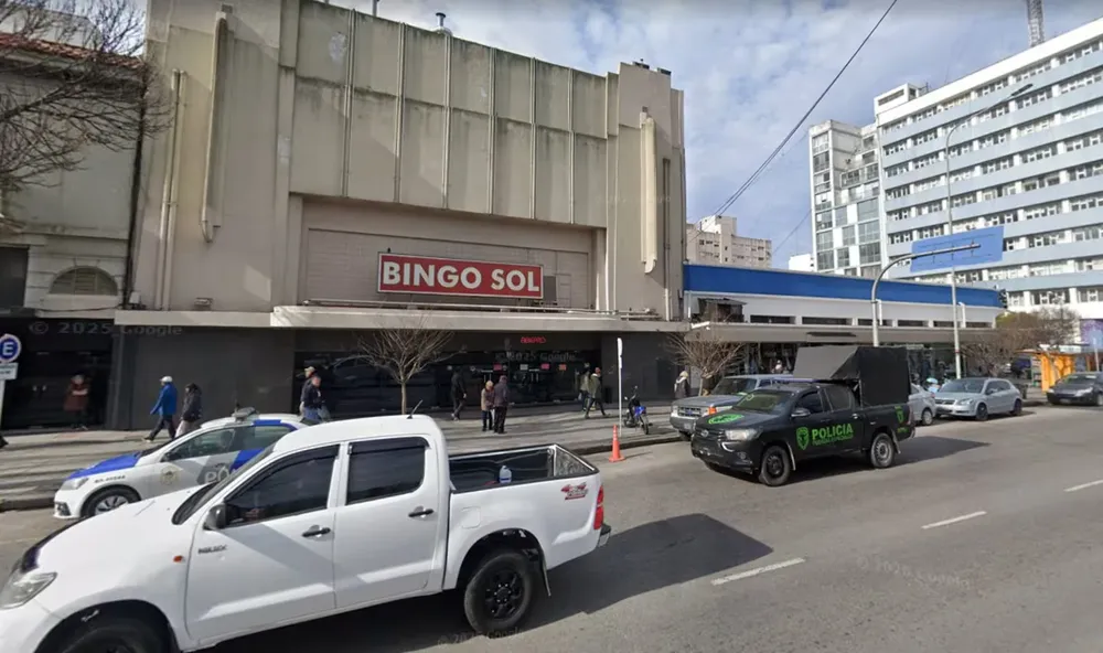 la-pareja-termino-detenida-por-reclamar-su-premio-foto-google-street-view-R5RLNC72OVETFC2EPRMBGE4MKI_1
