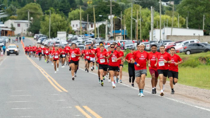 698c791a2ccd0_700_394!