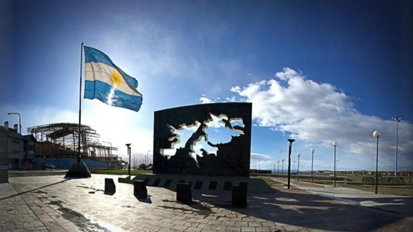 818x460_260402114459_23033