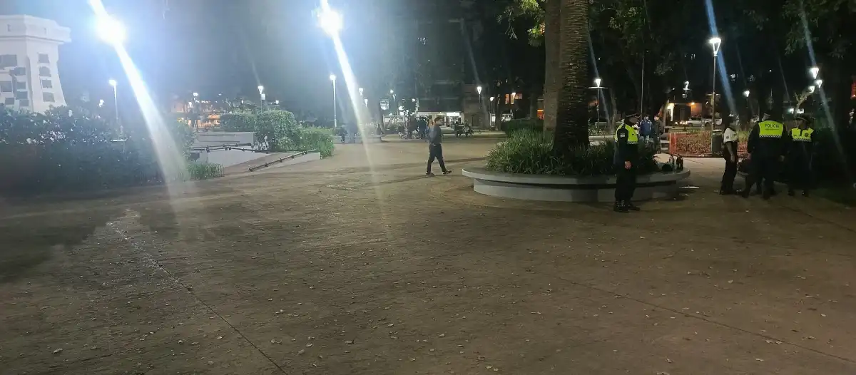 1200x526_incidentes-plaza-san-martin-denunciaron-detenciones-medio-despedida-al-indio-tucuman-1139979-104629